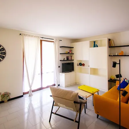 La Casa Di A-mici Prázdninový dům Maccagno