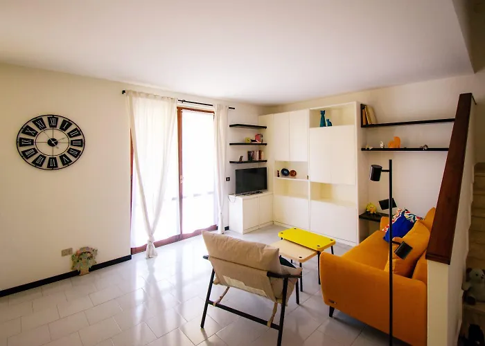 La Casa Di A-mici Prázdninový dům Maccagno