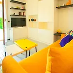 La Casa Di A-mici * Maccagno